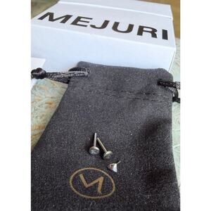 Mejuri Single Puffy Pyramid Flat Back Stud 14K White Gold Earring